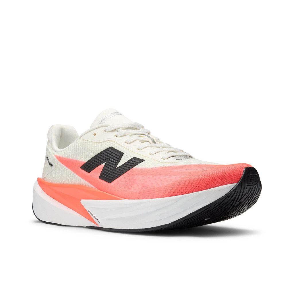 New Balance Fuel Cell Rebel v5 | Laufschuhe für Männer