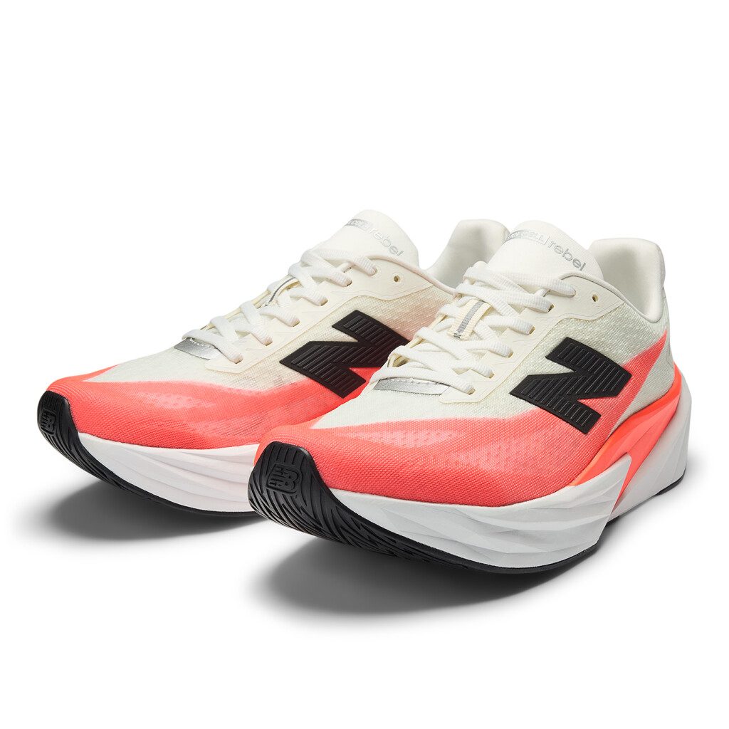 New Balance Fuel Cell Rebel v5 | Laufschuhe für Männer