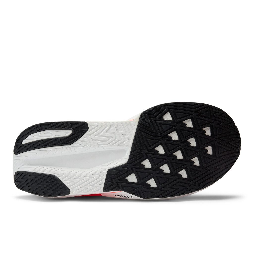 New Balance Fuel Cell Rebel v5 | Laufschuhe für Männer