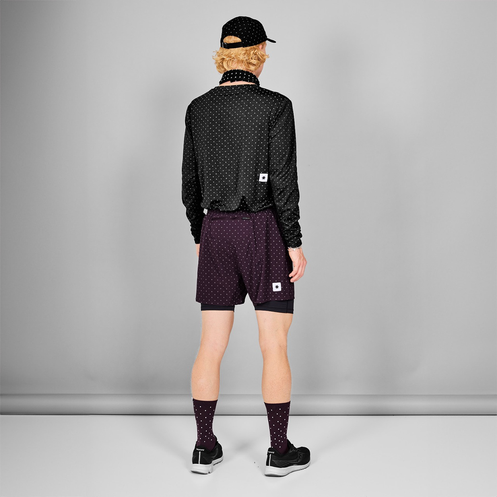 Groß (MUACA103C1018_1018_model2).webp