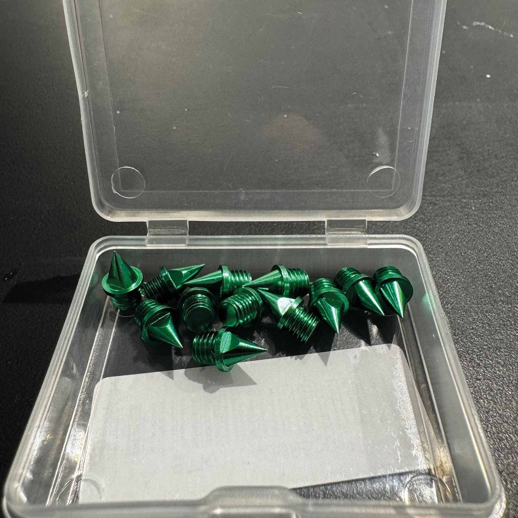 Spikes Grün | 12x 6mm