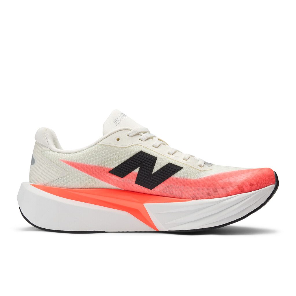 New Balance Fuel Cell Rebel v5 | Laufschuhe für Männer