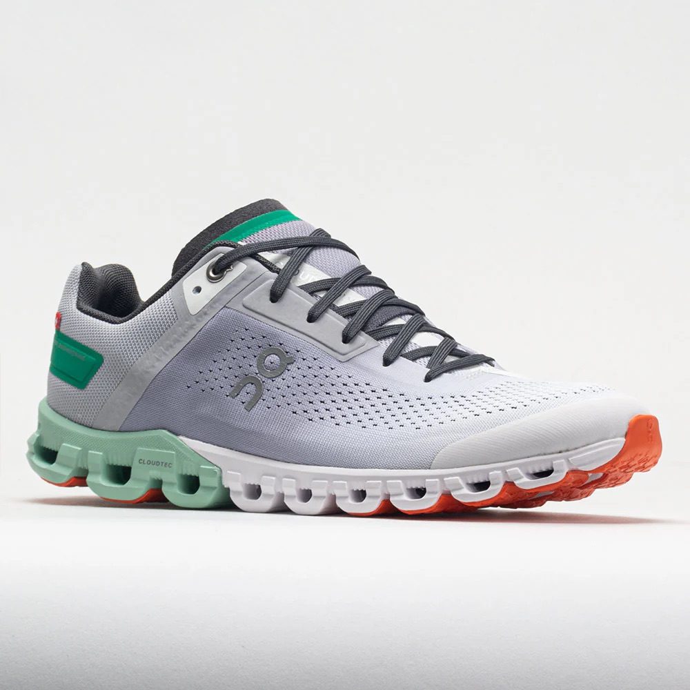 On Cloudflow Lady, US 6.5 | Glacier / Creek